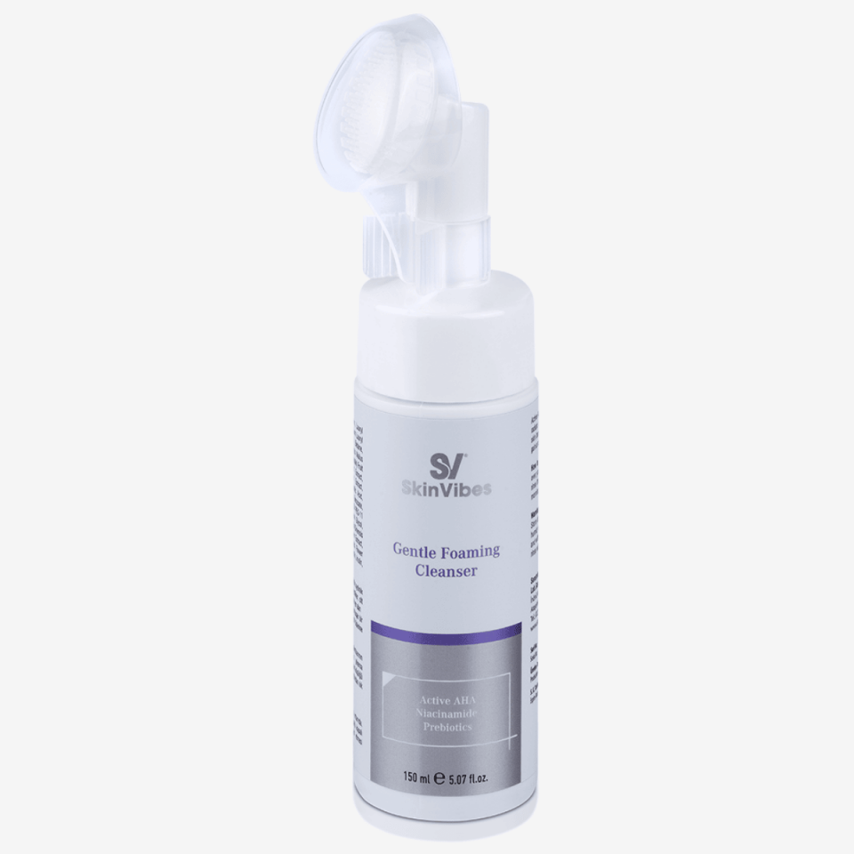 Aydınlatıcı ve Nemlendirici Yüz Yıkama Köpüğü 150 ml