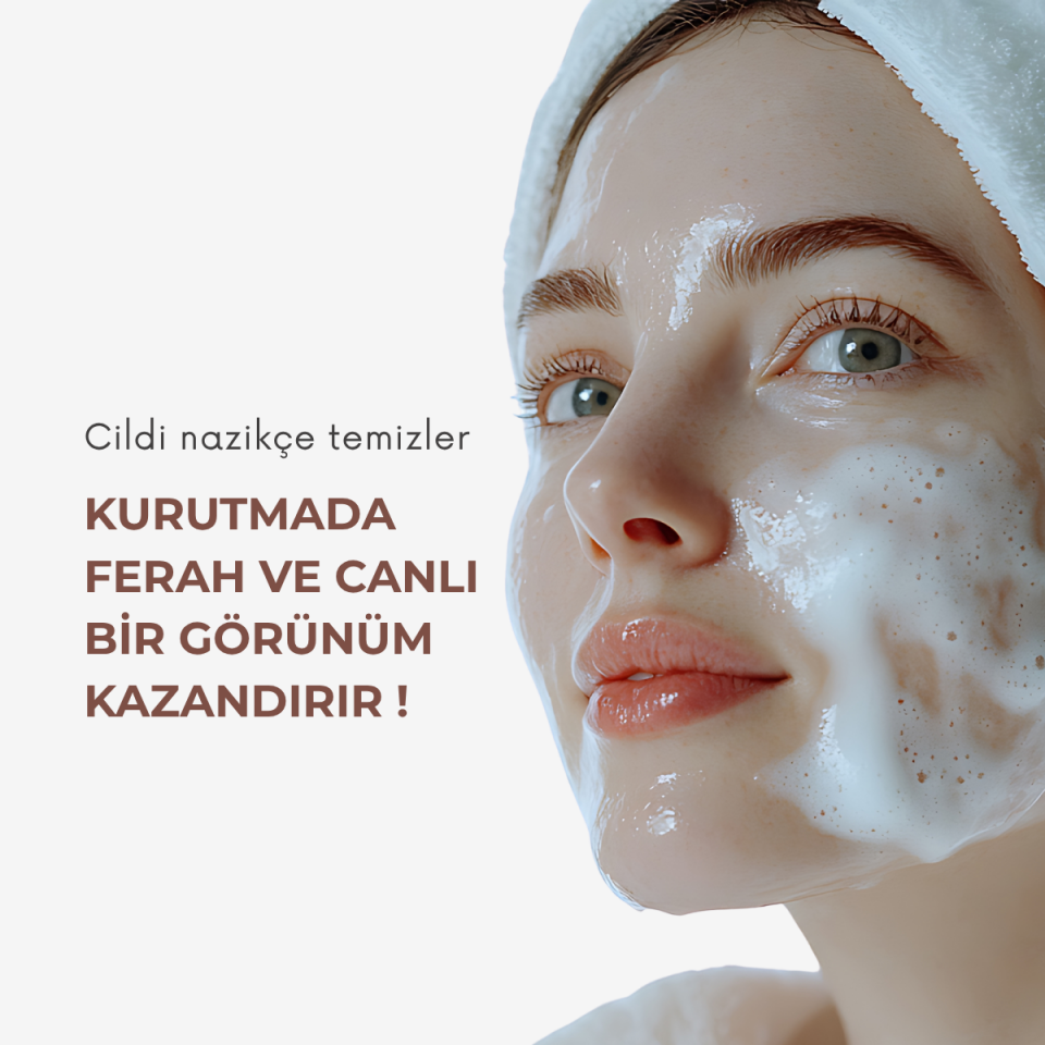 Aydınlatıcı ve Nemlendirici Yüz Yıkama Köpüğü 150 ml